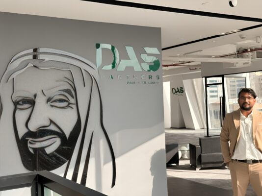 Top 10 Visionary Leaders Shaping The Future of Business Sudarshan Das
