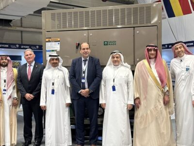 Johnson Controls Arabia Commemorates the US Export of Saudi-Manufactured Scroll Chillers.