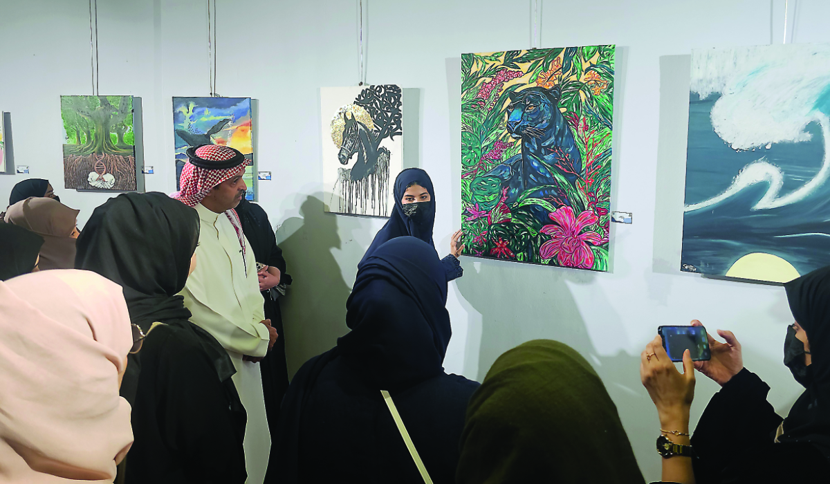 Saudi pupils Investigate the Relationship Between Science and Art.