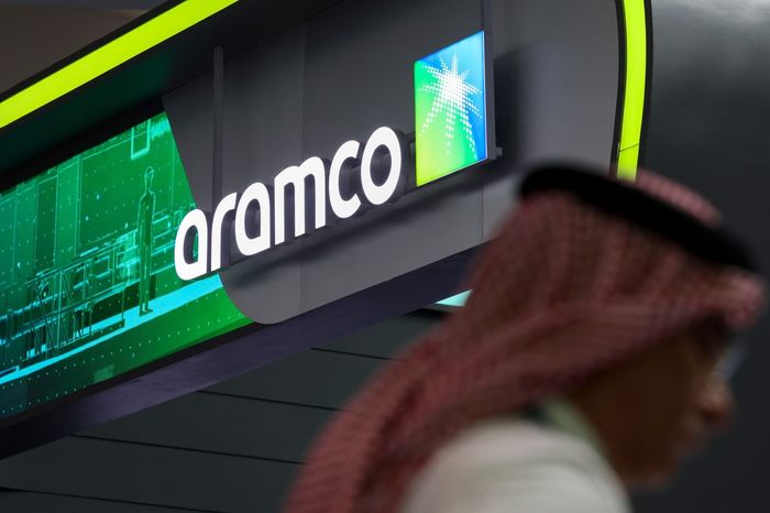 Saudi Arabia Sells $11.2 Billion Worth of Aramco Shares at a Price of $7.27