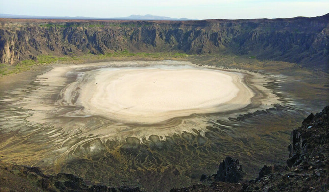 Al-Wahbah Crater in Saudi Arabia is One of the Greatest Geological Win the World