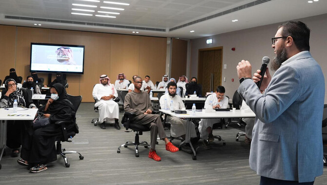 Future Farms' use of AI is Examined in the Madinah workshop. Previously