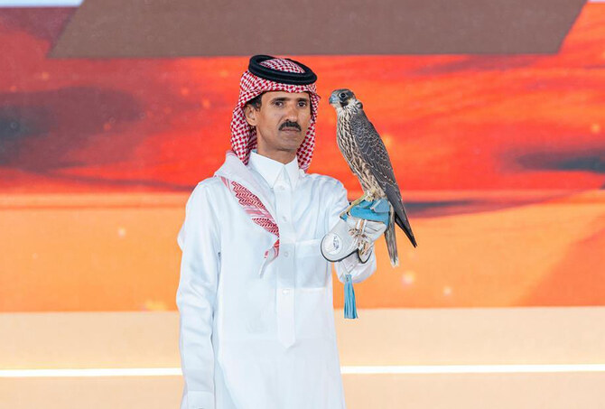 At the Riyadh Auction, a Falcon Chick For $106k Stole the Show