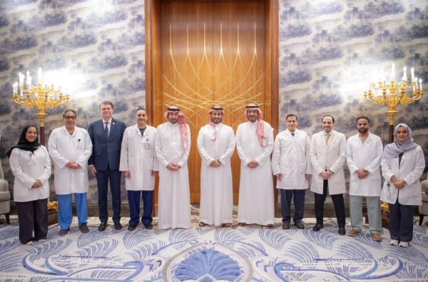 The Saudi Team That Carried Out the First Entirely Robotic Heart Transplant in History is Praised by the Crown Prince