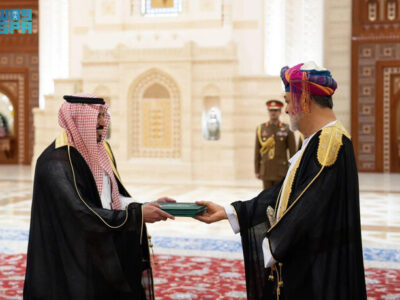 Sultan Haitham Receives Credentials From the New Saudi Ambassador to Oman