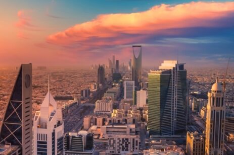 Saudi Arabia's Official Reserves Reached $457 Billion, up 4%