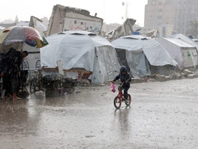 The Red Cross Calls For Unrestricted Assistance Access to Gaza, Which is Frozen and Affected by Flooding