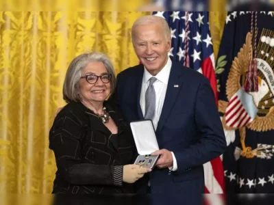 In Addition to 18 Other People, Biden Gives the Jan. 6 Committee Leaders the Second-Highest Civilian Honor