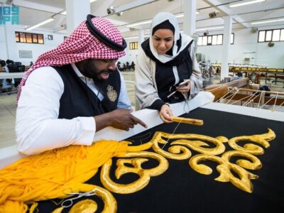 Visitors Attending Umrah Praise Saudi Efforts to Protect Sacred Places