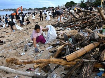 Bali, Indonesia, is Taking Action to Outlaw Plastic Bottles