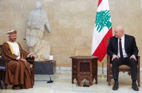 Aoun Informs The Omani Minister That The United Arab Position Enables us to Confront The Issues in the Region