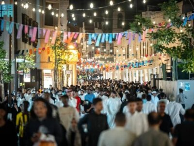 During The First Week of Ramadan, One Million People Visit The Jeddah Historic District