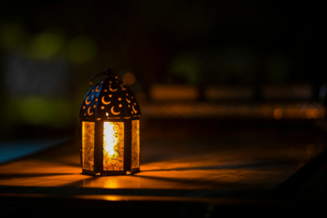 Faith and Festivity Characterize Ramadan's Last Evenings