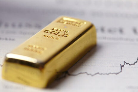 As Investors Look for a Safe haven, Gold is Expected to Climb for the Third Consecutive Week