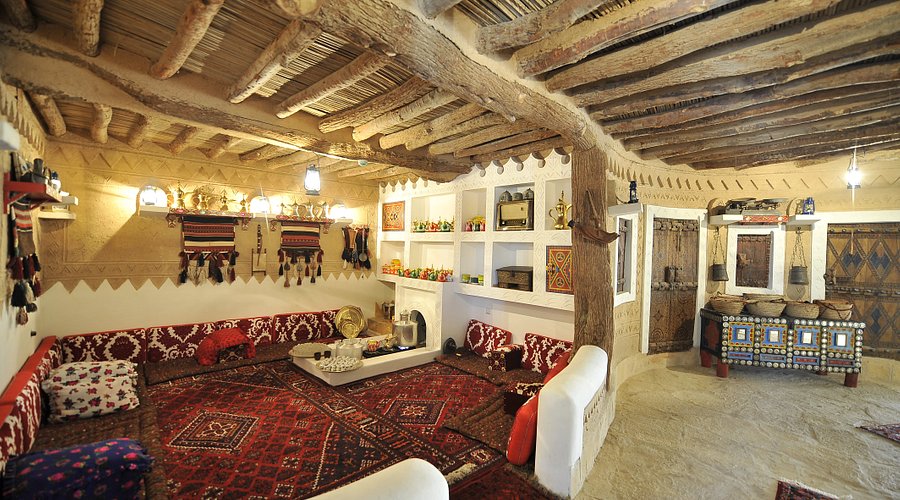 Saudi Houses are Being Converted into Restaurants, Converting Living Rooms into Dining Areas