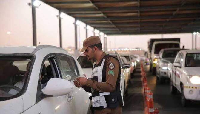 The Saudi Ministry of Interior Cautions That Those Who Violate Their Hajj Permission Would Face Severe Consequences
