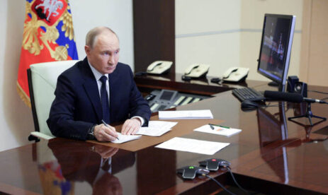 Putin is Prepared to "Assist in Resolving" The Nuclear Standoff with Iran