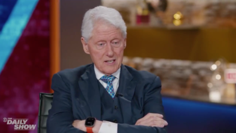Former US President Clinton: Netanyahu is Exploiting the Conflict in Iran to Maintain his Position of Power Forever