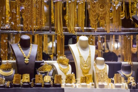 Today's Gold Price: Experts Forecast aGgoal Price for Gold in 2025, but the Rate is Still Low.