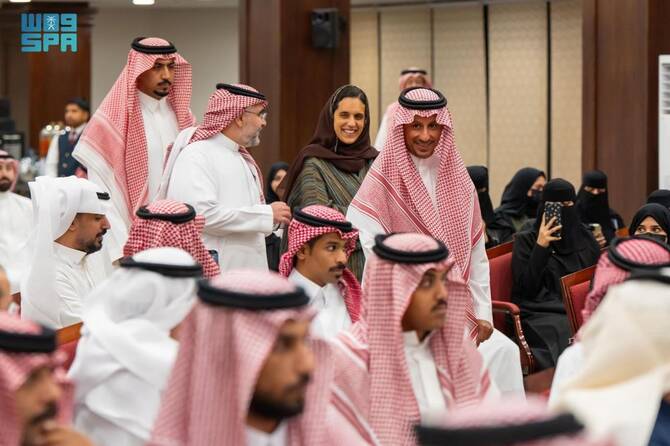 In Taif, The Minister of Tourism Begins a Visit of the Saudi Summer Program's Locations