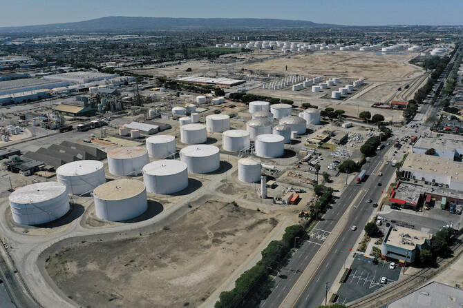 Updates on Oil: Geopolitical Uncertainties Cause Prices to Rise, and Inventory Concerns