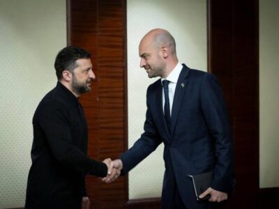 The French Foreign Minister is in Kyiv to Express Solidarity