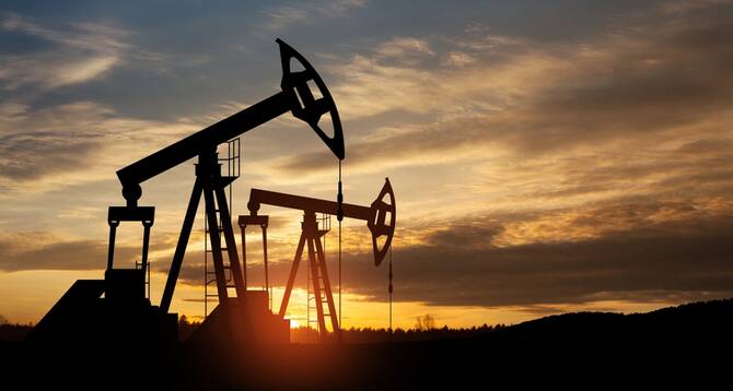 Oil Updates: Crude Remains Stable as Investors Weigh Trade Enthusiasm Against a Probable Venezuelan supply Boost