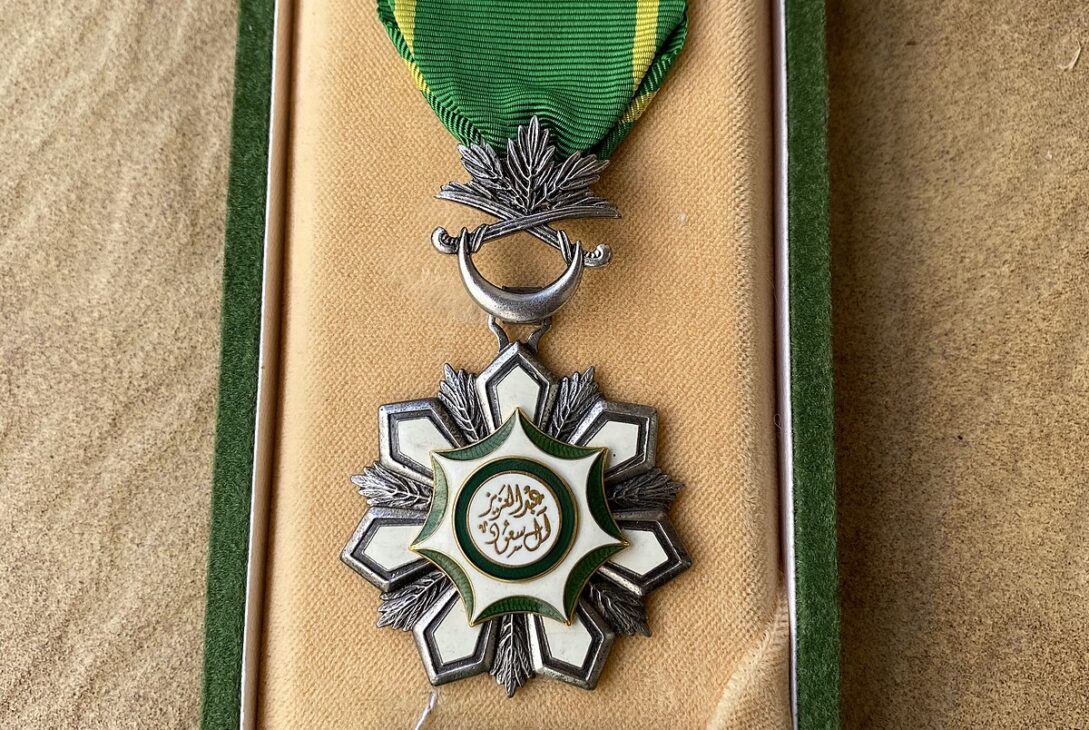 King orders Saudi Al-Dalbahi to Get the King Abdulaziz Medal and SR1 Million as a Prize for His Courage