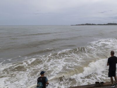 Hurricane Erin Triggers Mass Evacuations in North Carolina’s Outer Banks Hurricane Erin Triggers Mass Evacuations in North Carolina’s Outer Banks