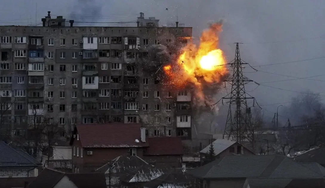 How Russian Air Strikes Are Targeting the Heart of Ukraine