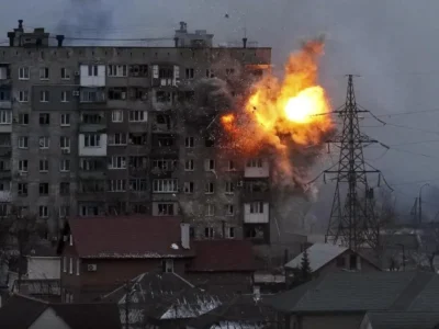 How Russian Air Strikes Are Targeting the Heart of Ukraine