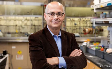 Omar Yaghi Credits Crown Prince’s Support for Nobel Prize Success Omar Yaghi Credits Crown Prince’s Support for Nobel Prize Success