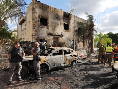 Hezbollah’s Armed Stance Sparks Fears of Lebanon War Amid Escalating Israeli Strikes