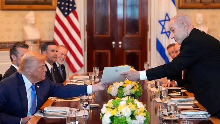 US Deploys 200 Troops to Israel to Support Ceasefire Deal in Gaza