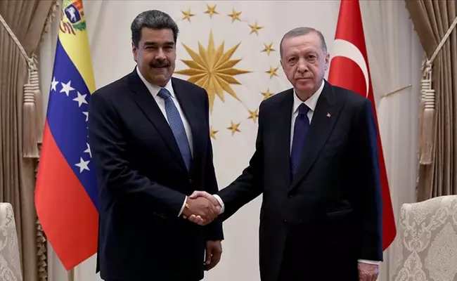 Erdogan Urges Trump to Prevent Chaos in Venezuela