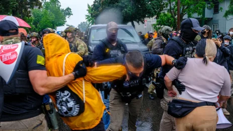 Minnesota Sees Growing Unrest as Protesters and Federal Agents Clash