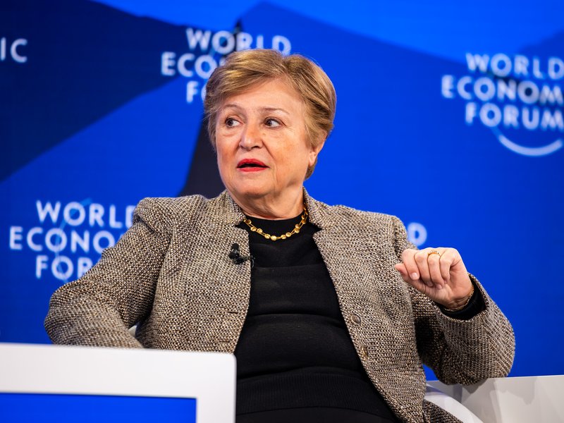 Emerging Markets Brace for AI Shock as Growth Slows