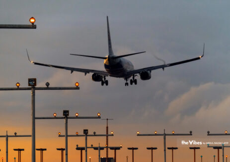 Middle East Tensions Push Jet Fuel Prices Up, Airlines Adjust Flight Fares