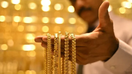Gold Prices Rise as Iran War Boosts Safe-Haven Demand but Strong Dollar Caps Gains