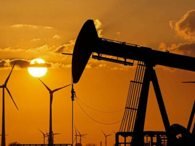 Oil Prices Jump 5% After Iran Escalates Attacks on Gulf Shipping