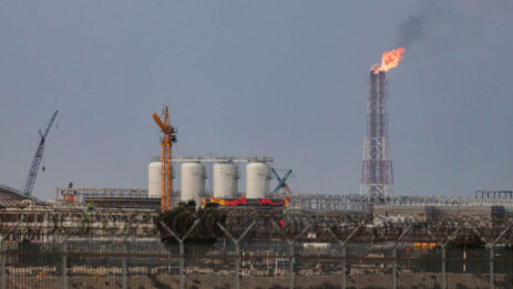 Iran War Threatens Global Energy Supply as Qatar Warns Gulf Oil Exports Could Stop