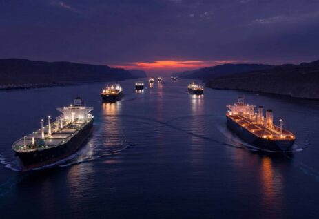 Oil Gains on Lack of Advancements in US-Iran Talks, and Hormuz Shipping Remains Interrupted