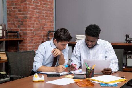 Which is More Effective: Microlearning or Traditional Training for Employee Growth?