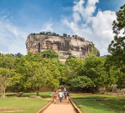 How Citizens of India, United Arab Emirates, and Pakistan Can Benefit from Sri Lanka’s Free ETA Program