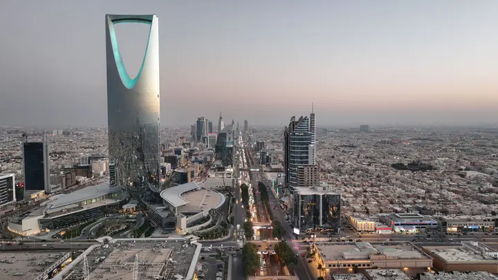 Saudi Arabia’s Non-Oil Sector Defies Global Slowdown with 2.1% Growth