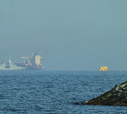 Iran Threatens Strait of Hormuz: Implications for Global Shipping and Trade