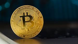 Bitcoin Retreats to $60K, Sparking the Largest ETF Exodus Yet