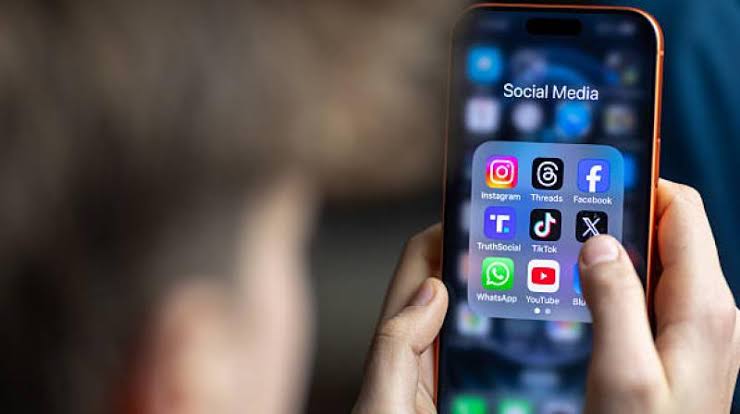UAE Social Media Ban Expansion: Could Netflix, Spotify and Gaming Platforms Be Affected?