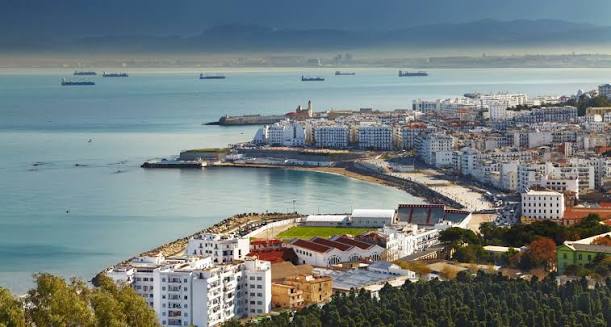 Why Gulf Investors Are Turning to Algeria Despite Investment Challenges