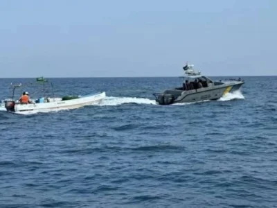 Border Guard Rescues Five Citizens After Boat Breaks Down Off Yanbu Coast